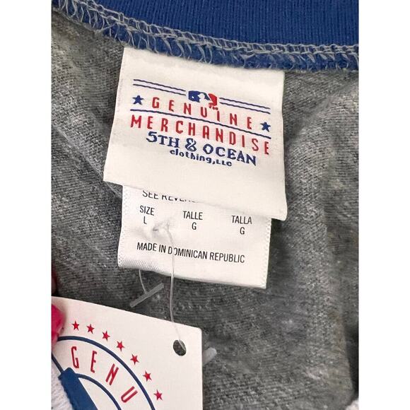 5th & Ocean Texas Rangers MLB Women's Gray Short Sleeve V-Neck T-Shirt Large NWT - Picture 4 of 7